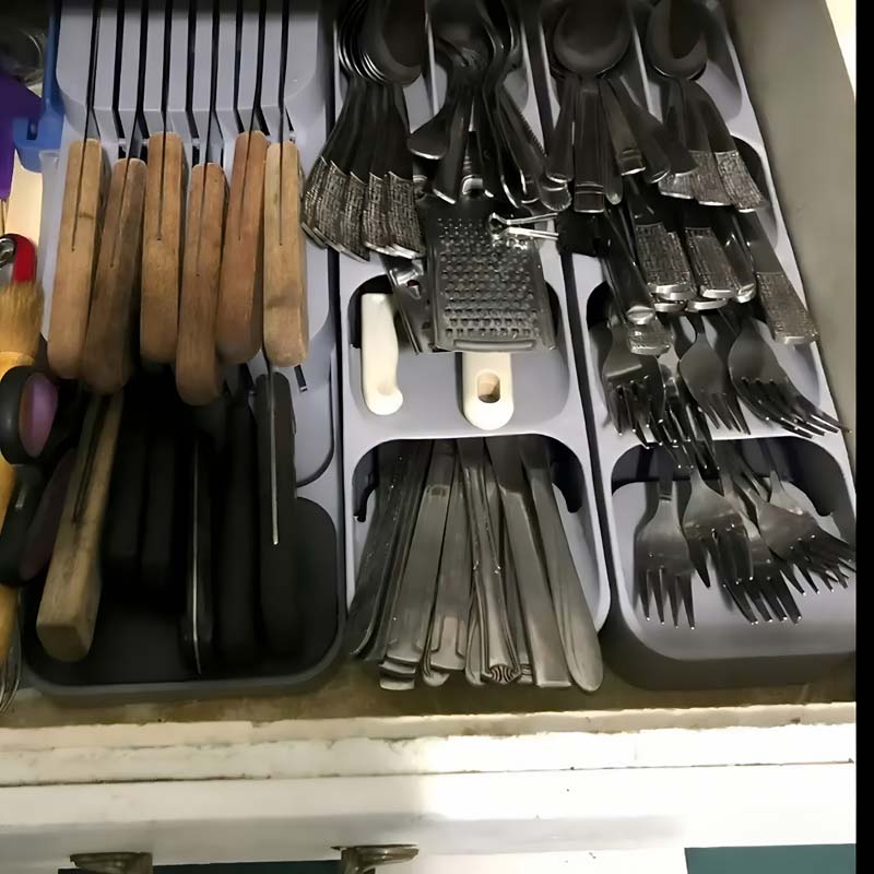 Praktyczny pojemnik na noże do – Kitchen Baking Tins recenzja i cena