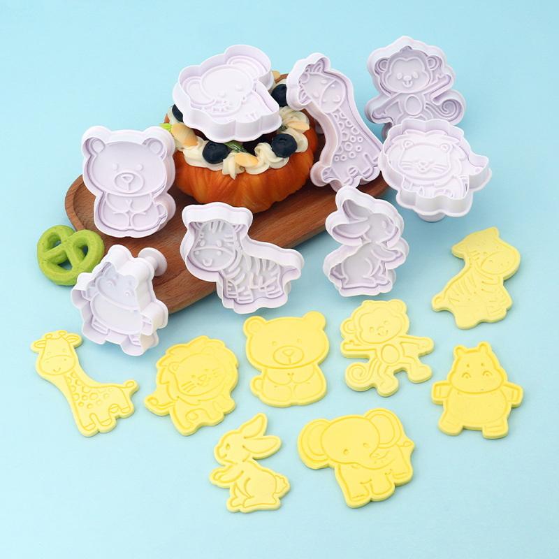 Zestaw 4 foremek do ciastek w  – Kitchen Kids Baking Set recenzja i cena